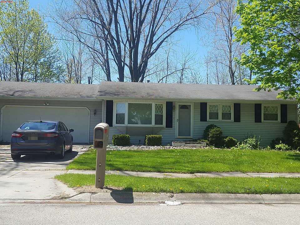 1st image of 40 Carolina Ave