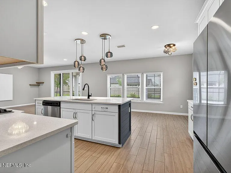 21 Yardley Court St — Photo 30