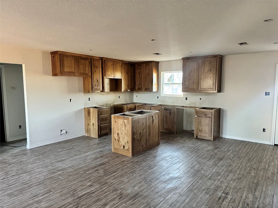 2nd image of 1012 Morgan Ct