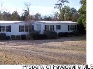 697 Hobson Rd, Raeford, NC 28376