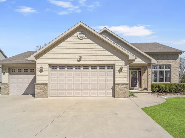 8982 Pine Ln, Fremont, WI 54940