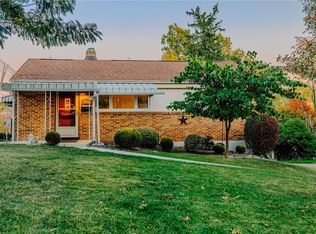 5583 Clarene Dr, Bethel Park, PA