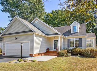 11819 Nevis Dr, Midlothian, VA 23114