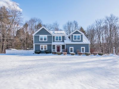 21 Country Club Ln, East Granby, CT, 06026