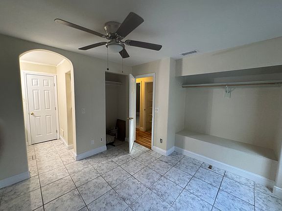 4th image of 19145 Miami Blvd
