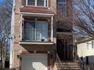 197 S 9th St, Newark, NJ 07107