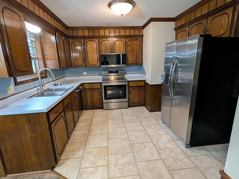 4012 W Yorkshire Dr — Photo 21