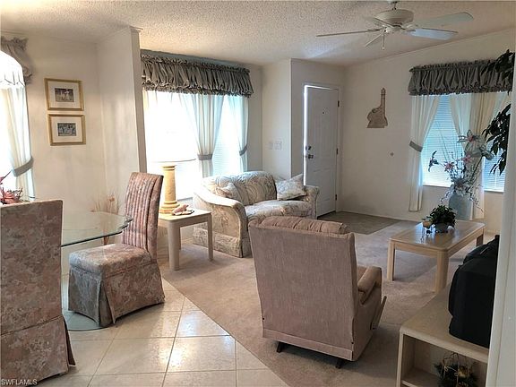 3rd image of 286 Rainbow Dr