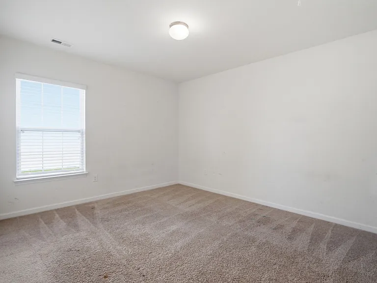 3916 Sabre Ln NW — Photo 32