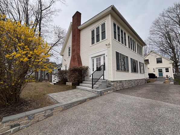 6 Stevens Ave
