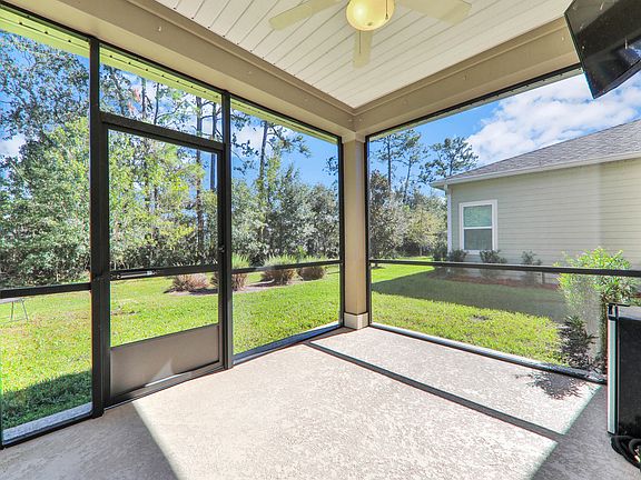 4th image of 85 Athens Dr