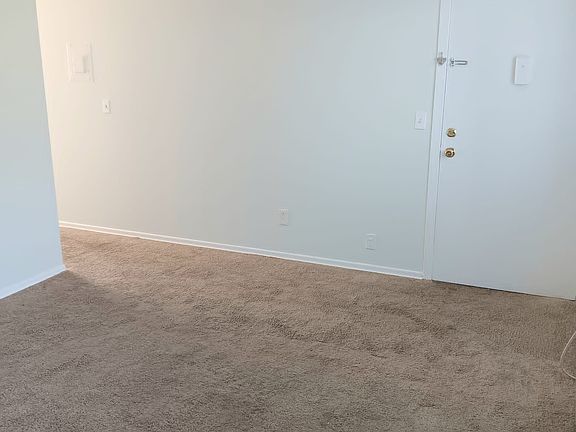 4th image of 1855-1877 Brooks Ave #1863-5