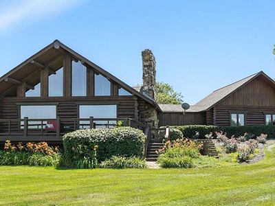 15801 Lakeside Estates Dr, Crete, NE, 68333