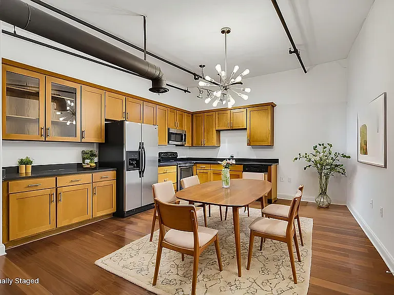 1 bed, 1.5 bath, 800 sqft, $1,540 — Photo 1