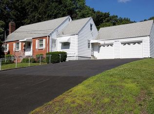 52 Grove St, Clifton, NJ 07013