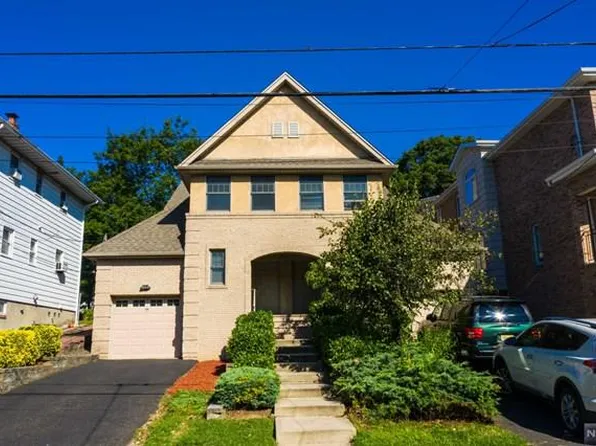 2415 5th St #2415, Fort Lee, NJ 07024