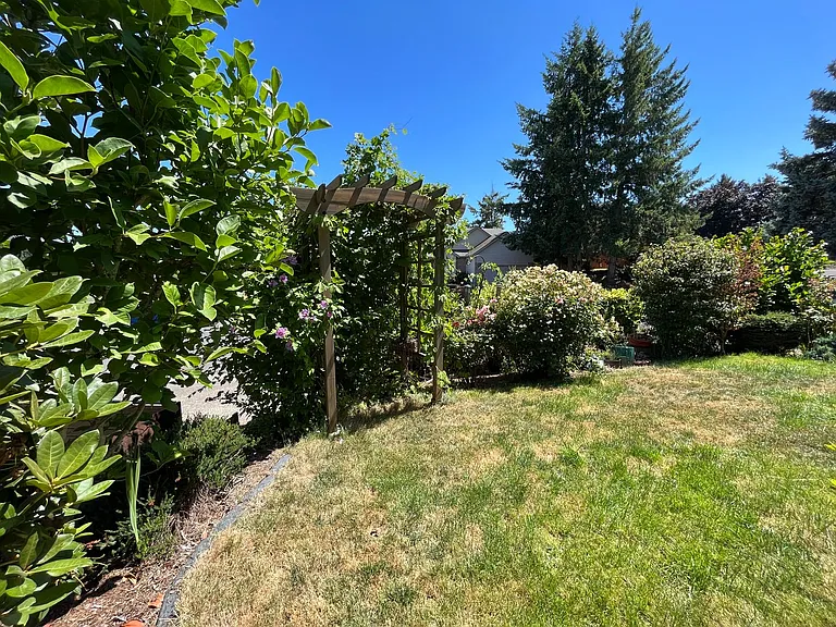 6185 NW 208th Ave — Photo 8