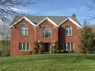 306 Oak Ridge Dr, Venetia, PA 15367