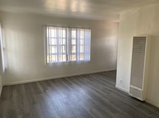 1150 S Burlington Ave, Los Angeles, CA 90006