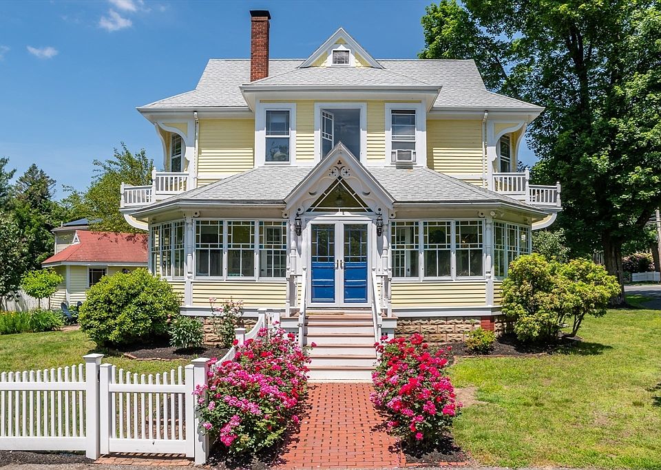 1st image of 8 Charles St