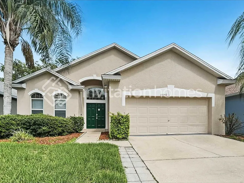 13342 Luxbury Loop