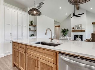 9596 Regado Ct, Guthrie, OK 73044