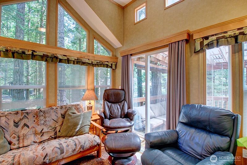 5th image of 299 6 Schinn Canyon Drive