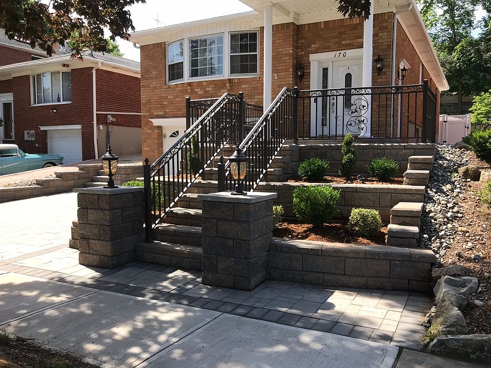 1st image of 170 Benedict Ave
