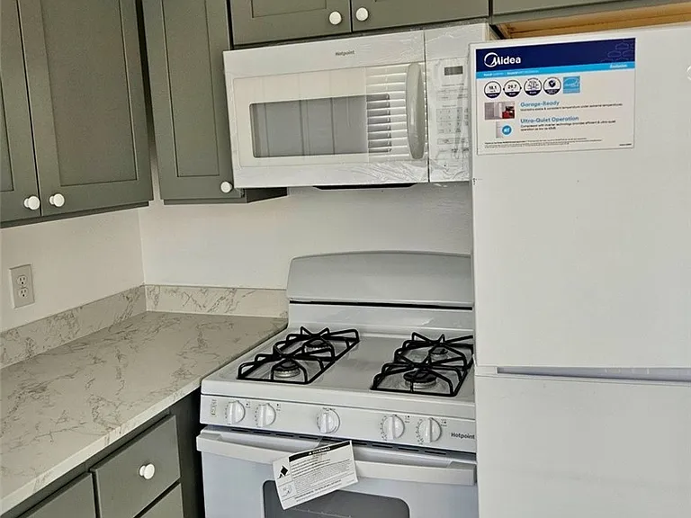 820 A Ave #23 — Photo 4