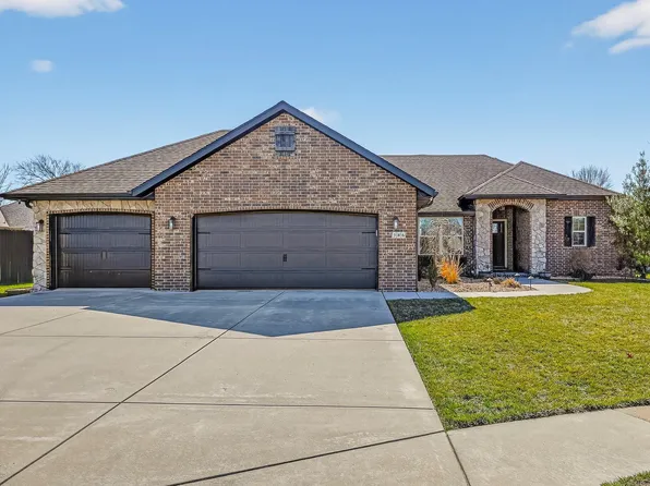 386 E Lombardy Drive, Republic, MO 65738