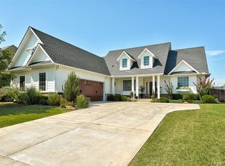 3009 Trailhead Dr, Edmond, OK 73034