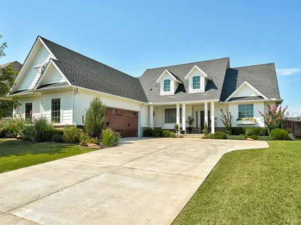 3009 Trailhead Dr, Edmond, OK 73034