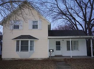 415 E Payson St, Pontiac, IL 61764