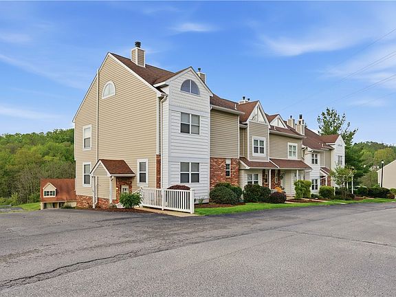2nd image of 137 Old Village Ln