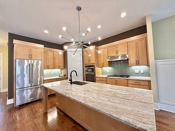 4th image of 5231 Melbourne Rd