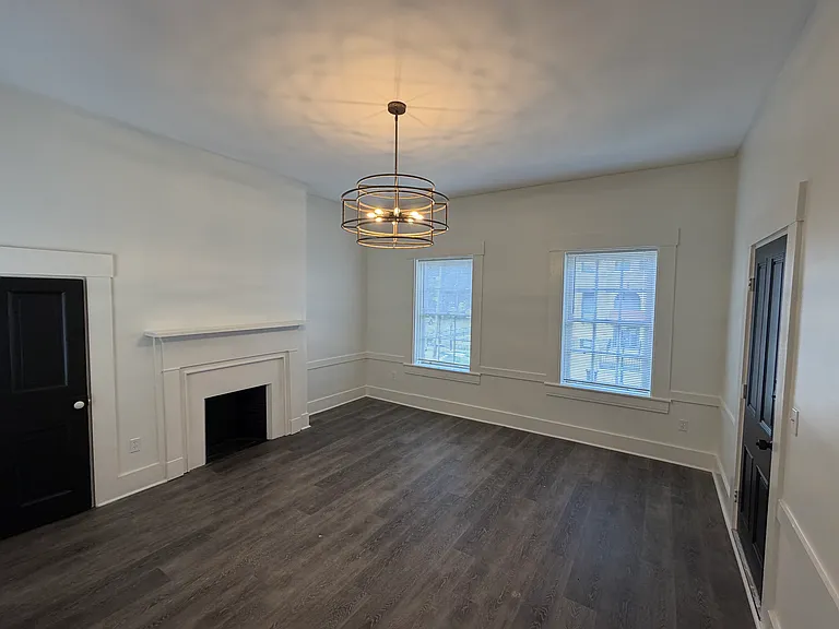 129 Ross Ave #4 — Photo 9