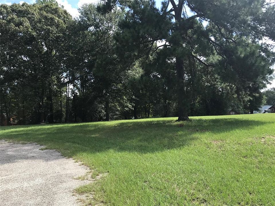 1st image of 16 Peaceful Dr