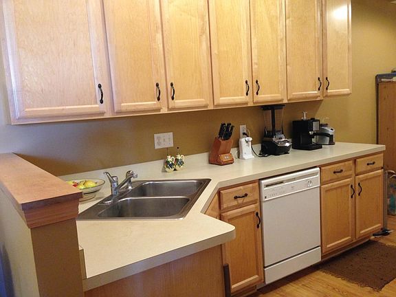 5th image of 5075 Holly Ln N Unit 3