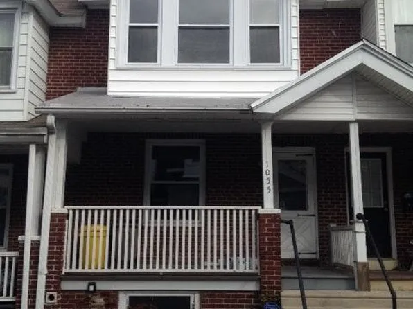 1055 Floyd Ter, Bryn Mawr, PA 19010