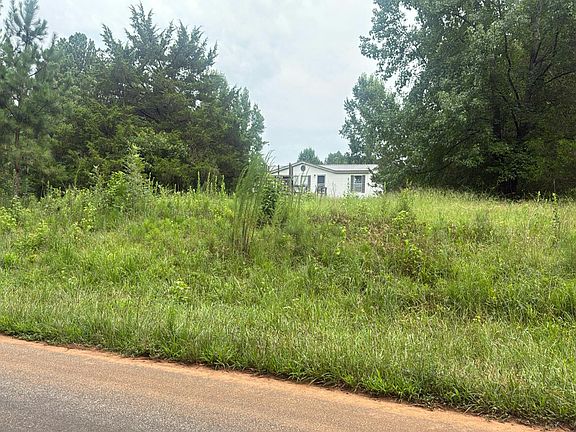3rd image of 75 Hilley Rd