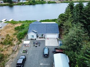 616 Weatherwax Loop NE, Ocean Shores, WA