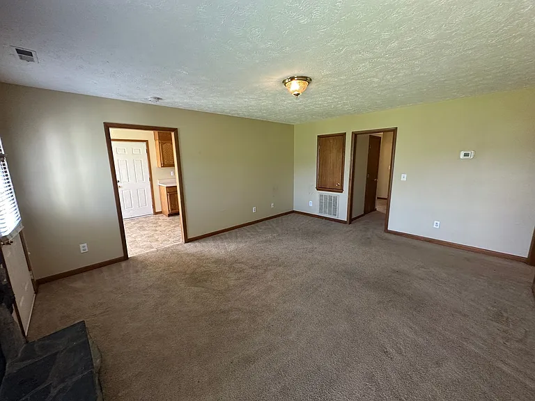 7850 Penelope Dr — Photo 5