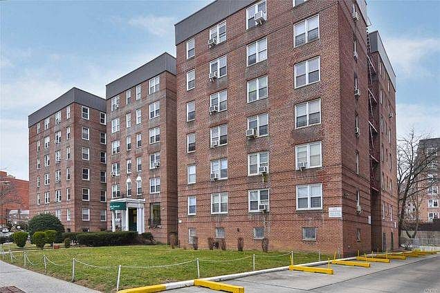 2nd image of 14325 84th Dr APT 2K
