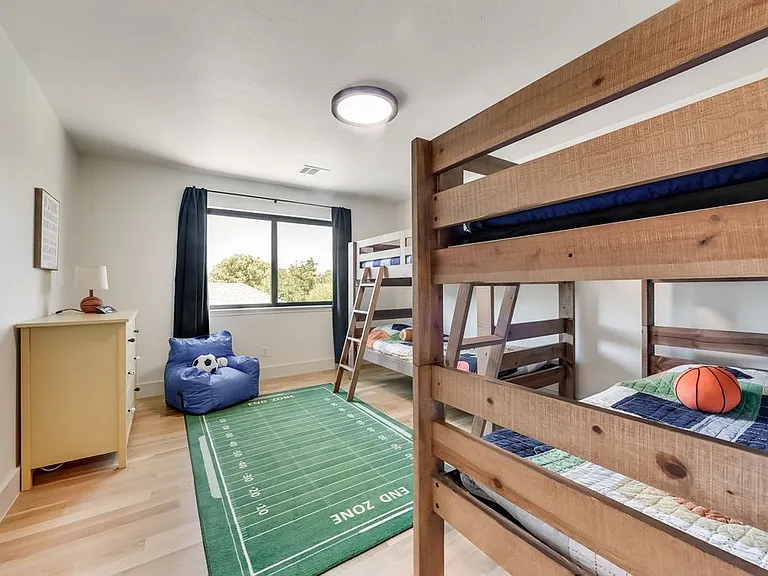 2216 Ridgecrest Trl — Photo 41