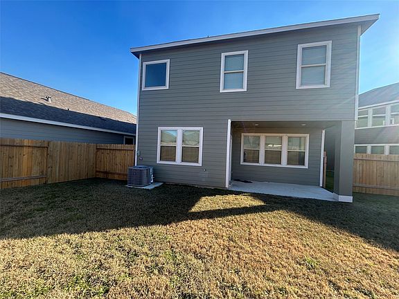 2nd image of 21726 Cypress Maple Dr
