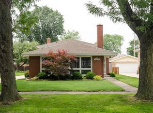 10536 S Kildare Ave, Oak Lawn, IL