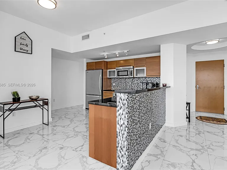 244 Biscayne Blvd #4708 — Photo 17
