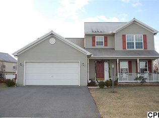 32 Sussex Dr, Carlisle, PA 17013