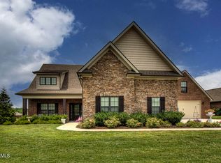 1409 Edenbridge Dr, Alcoa, TN 37701