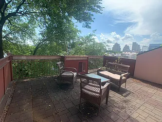 Rented by NextStopNY